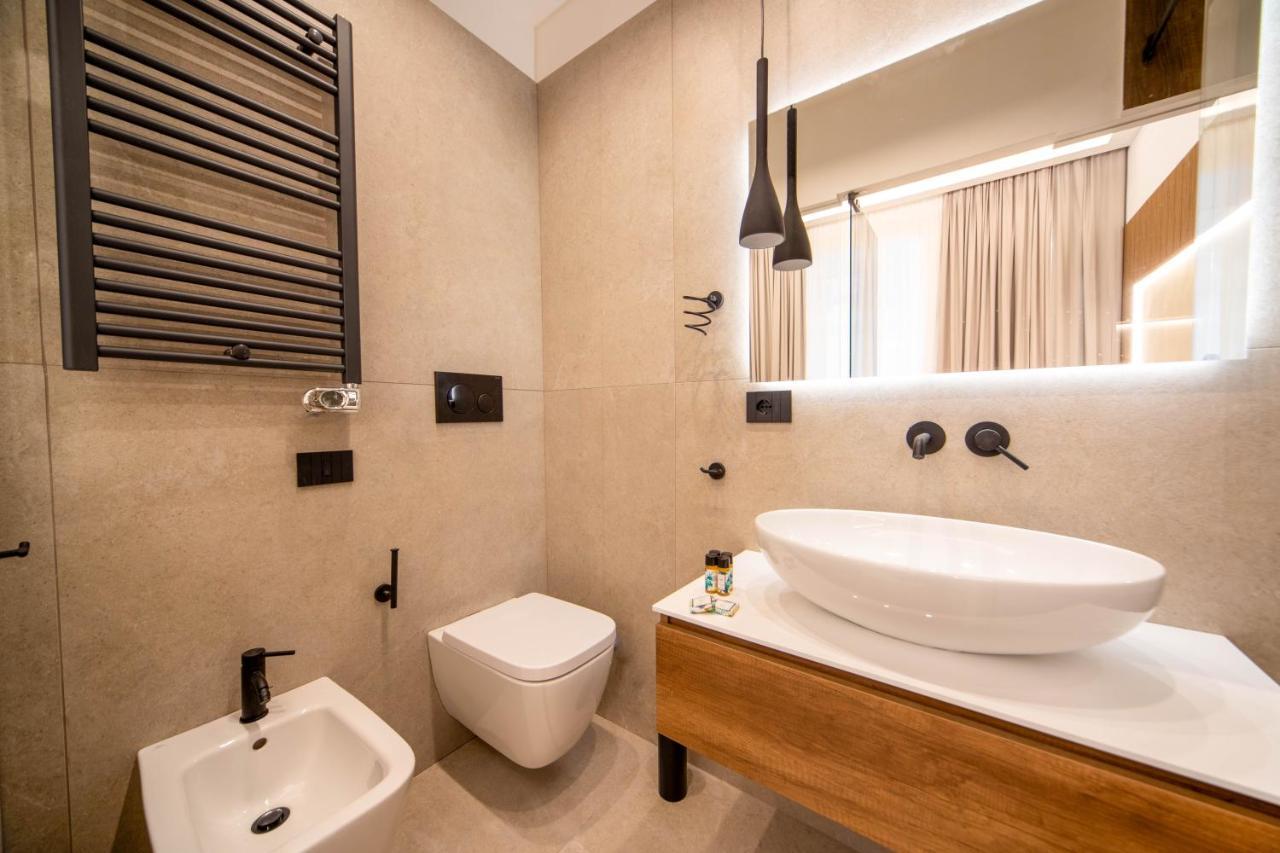 Mamalu - Studios And Suites เนเปิลส์ ภายนอก รูปภาพ