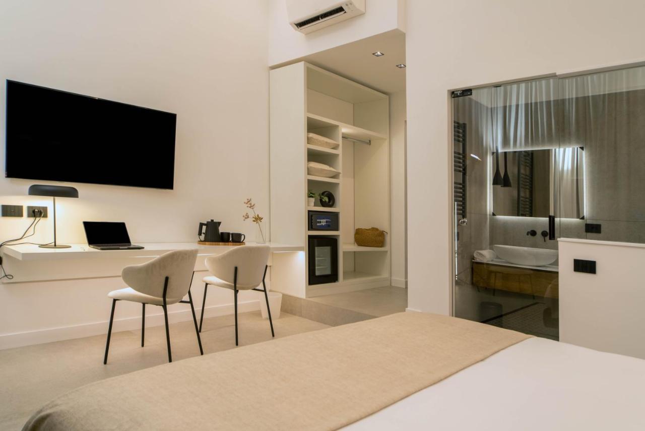 Mamalu - Studios And Suites เนเปิลส์ ภายนอก รูปภาพ